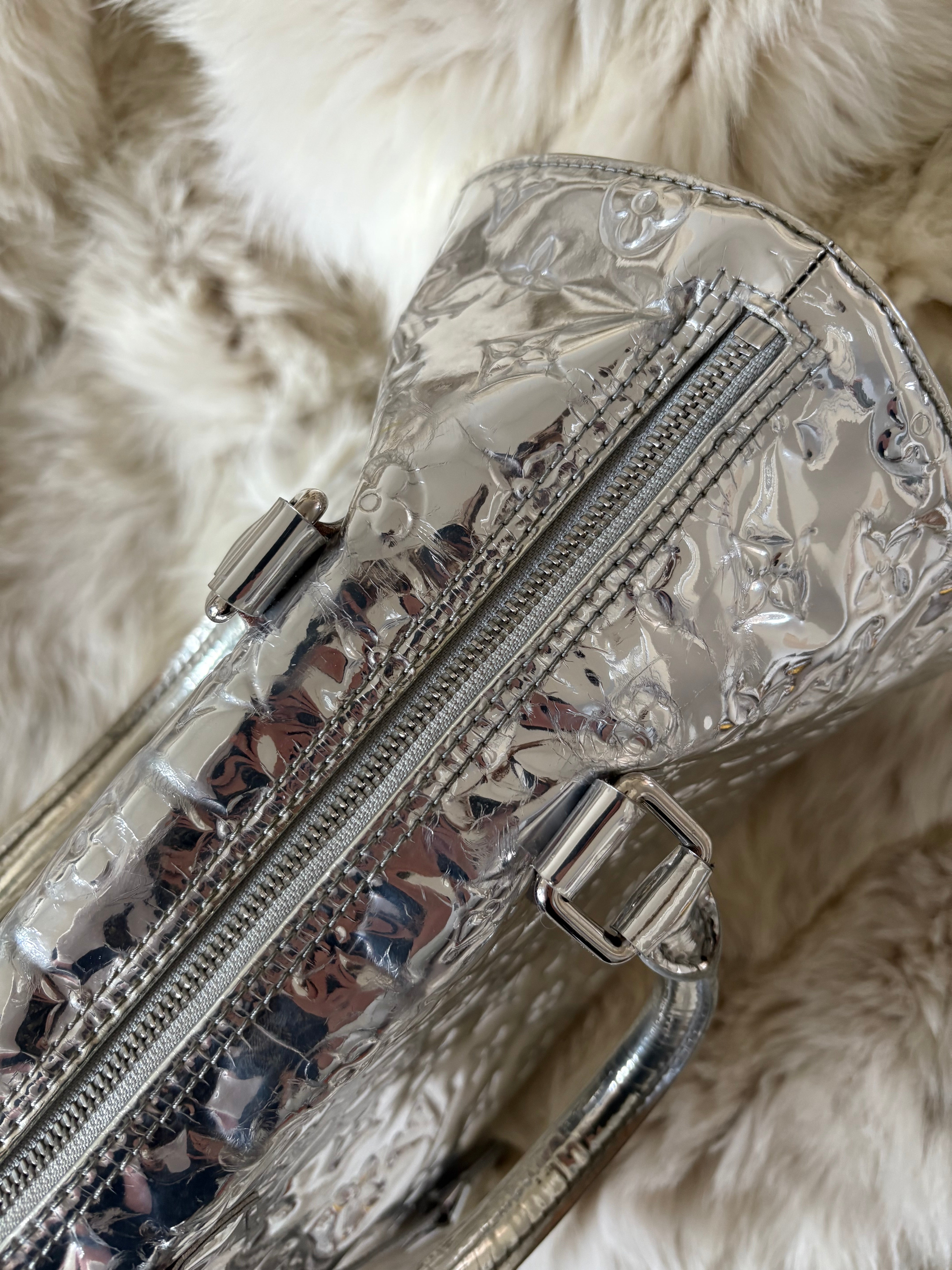 Louis Vuitton Bandouliere 35 Bag