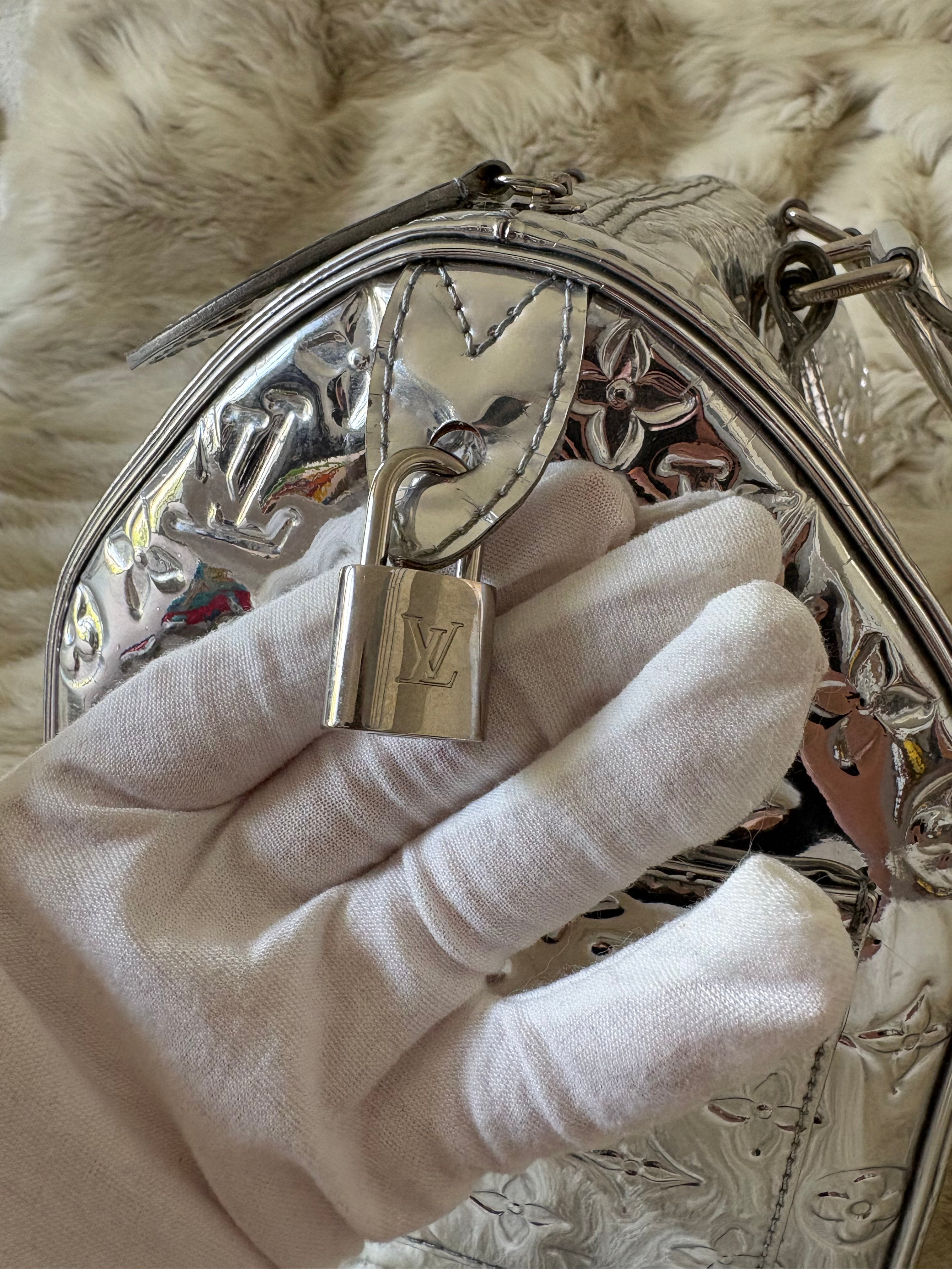 Louis Vuitton Bandouliere 35 Bag