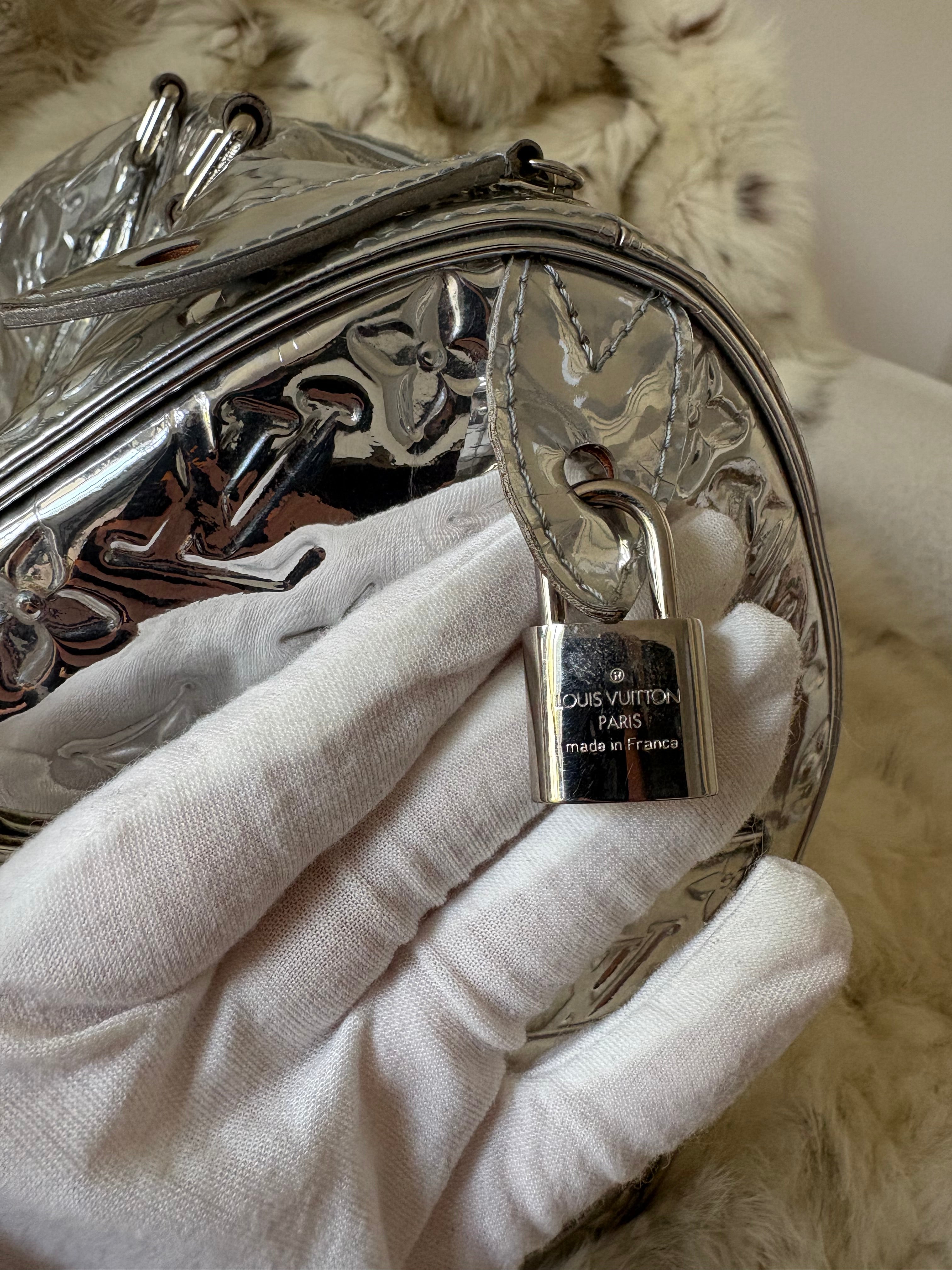 Louis Vuitton Bandouliere 35 Bag